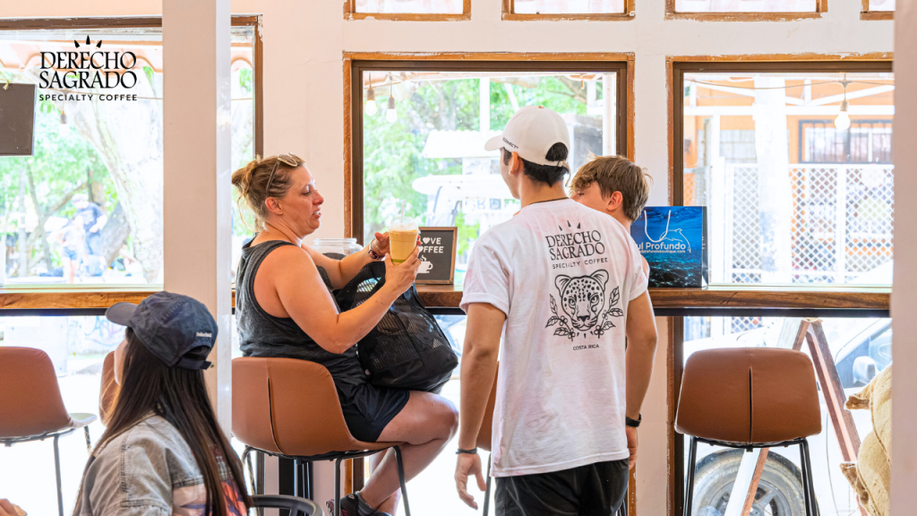 Inside view of Derecho Sagrado café in Tamarindo